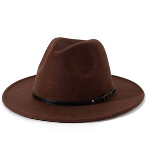 A women Fedora coffee brown hat.